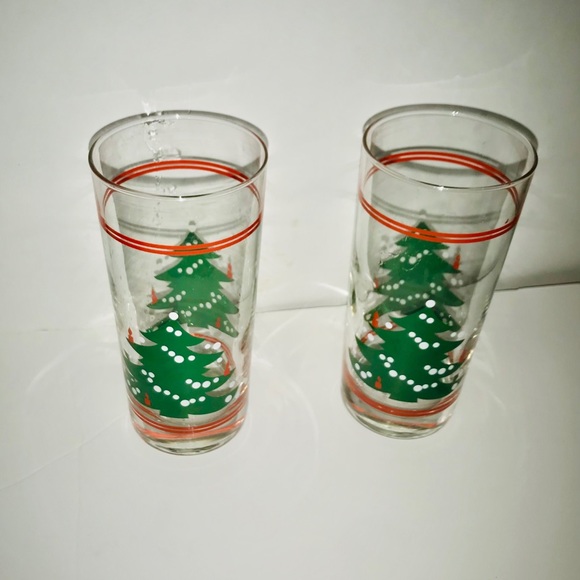 Two New Christmas Tree Drinking Glasses 6” High - Picture 13 of 16